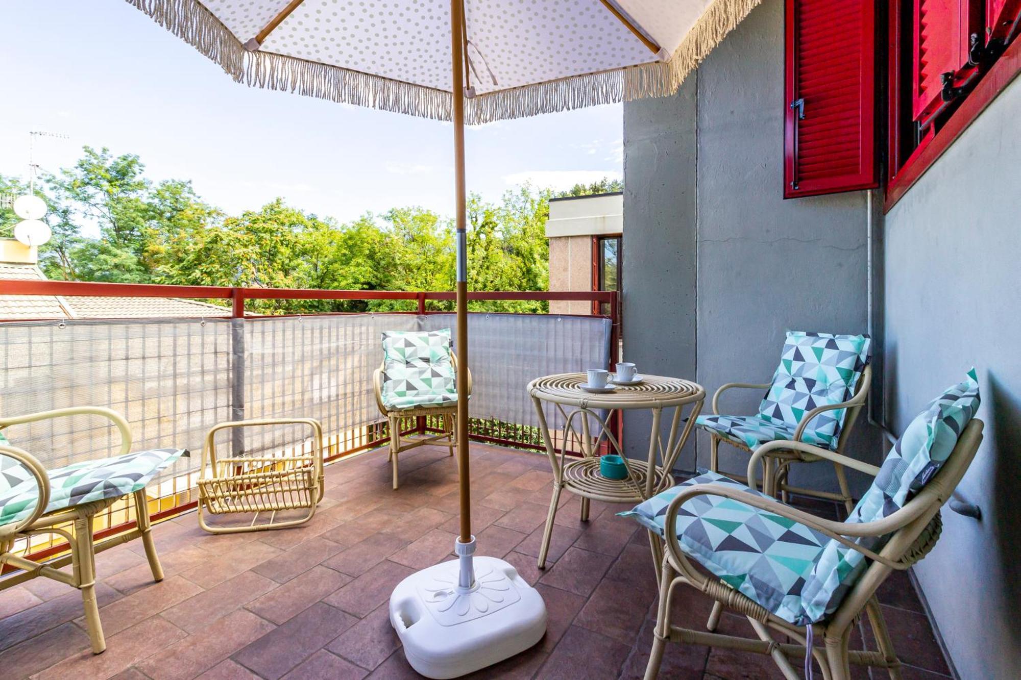 Parking & Terrace - Large 90 Mq - Self Check-In & Remote Access Apartamento Como Exterior foto